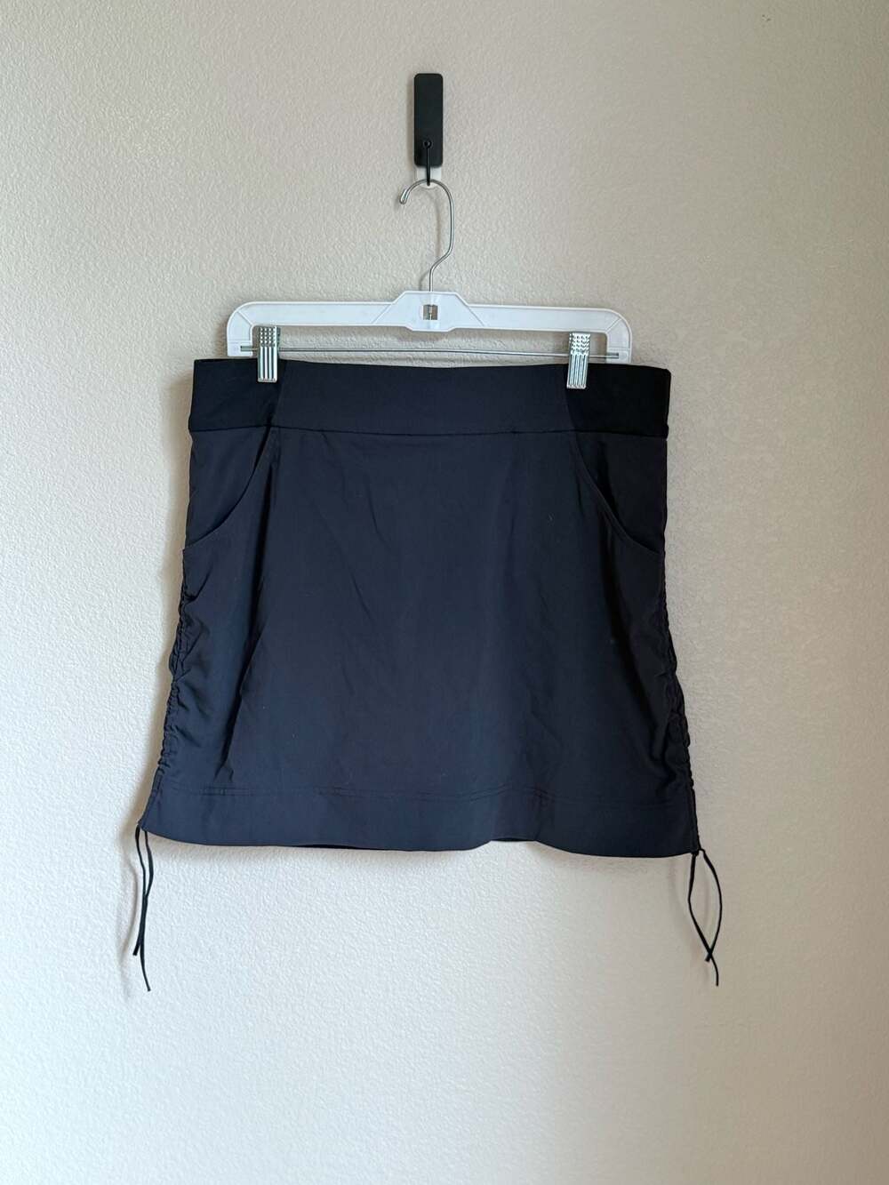 Columbia Women's Anytime Casual Omni-Shield Ruched Skort Black Size L